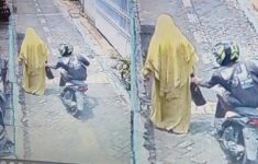 Lansia di Makassar dijambret siang bolong. (Foto: CCTV)